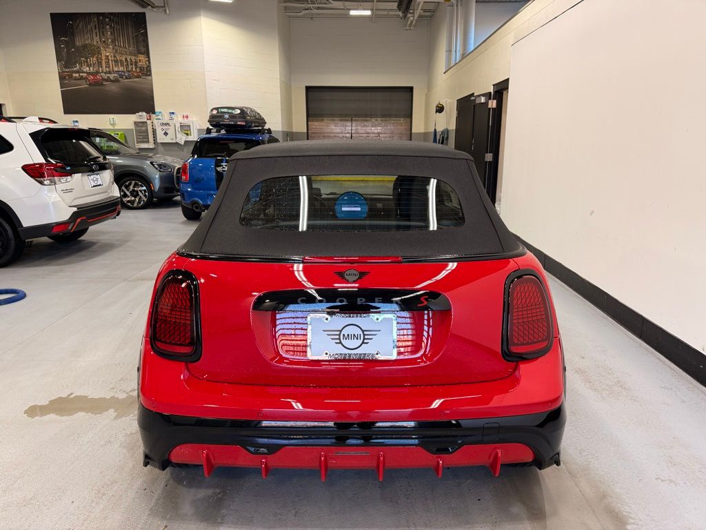 2026 Mini Cooper Convertible Iconic photo 4