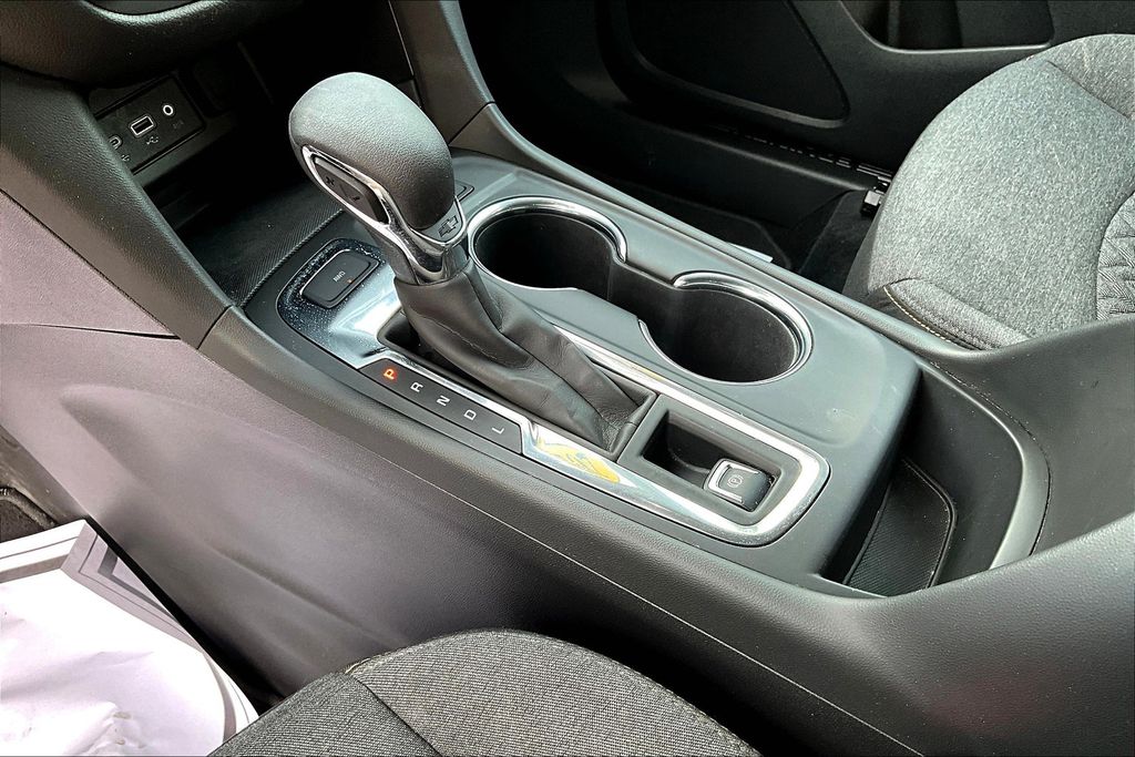 2023 Chevrolet Equinox LT photo 16