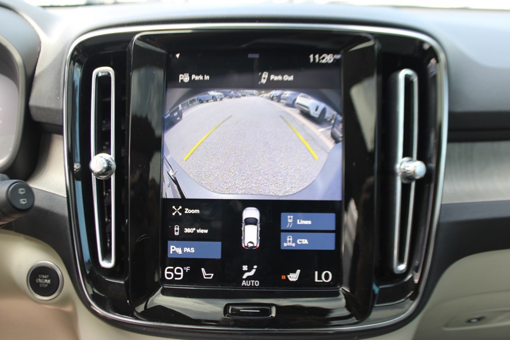 2021 Volvo XC40 T5 AWD Inscription photo 15