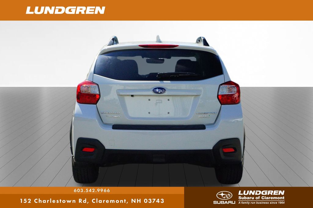 2017 Subaru Crosstrek 2.0i Premium photo 3