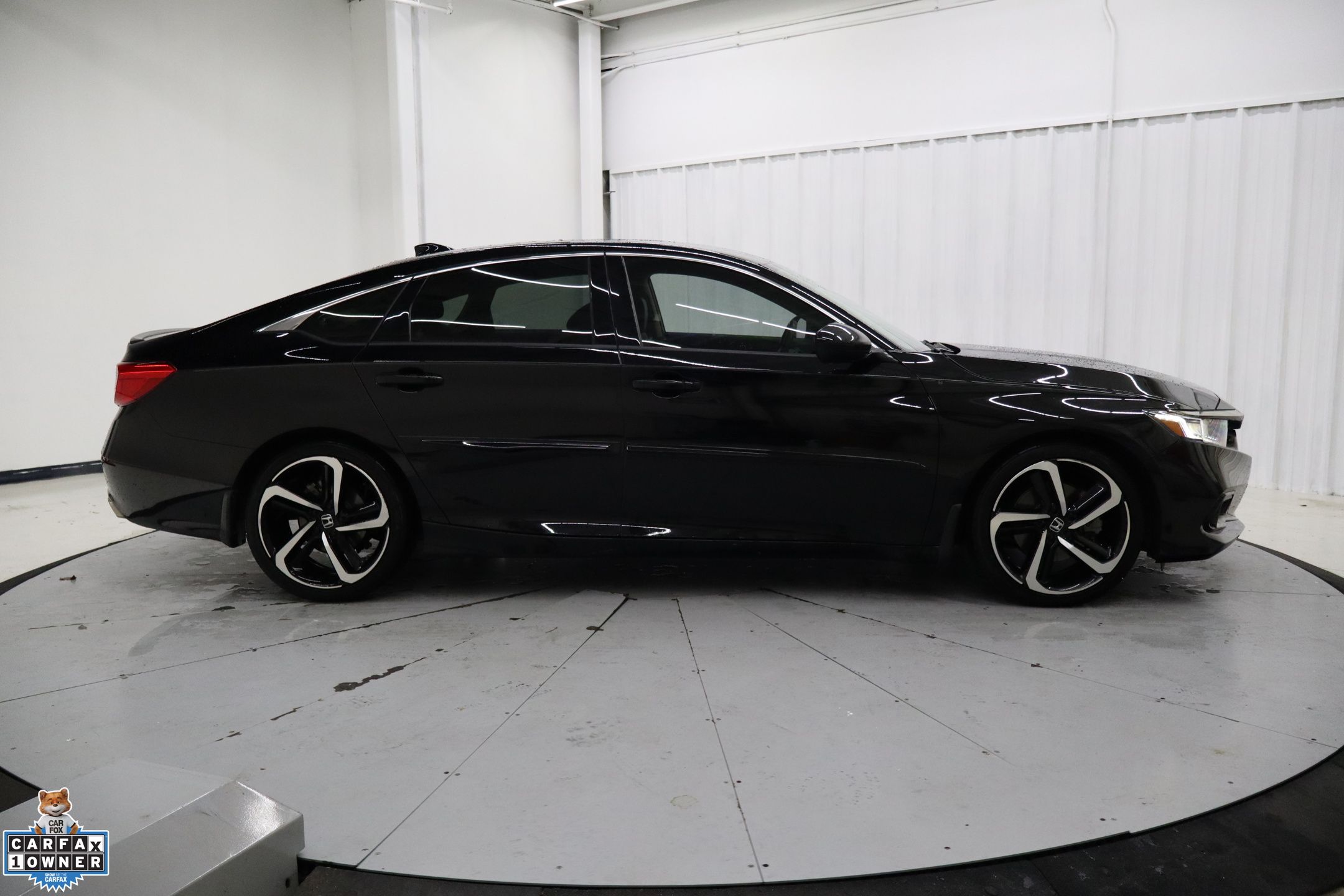 2022 Honda Accord Sport SE photo 2