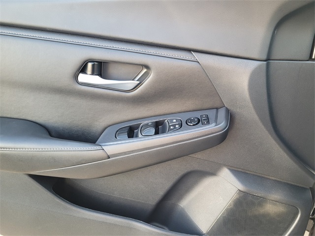 2024 Nissan Sentra SV photo 23
