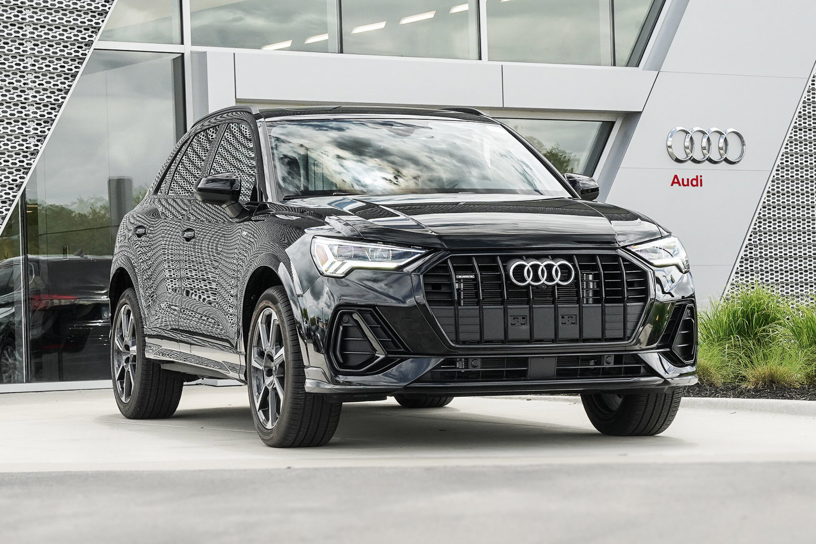 New 2025 Mythos Black Metallic Audi S line Premium Plus image 1