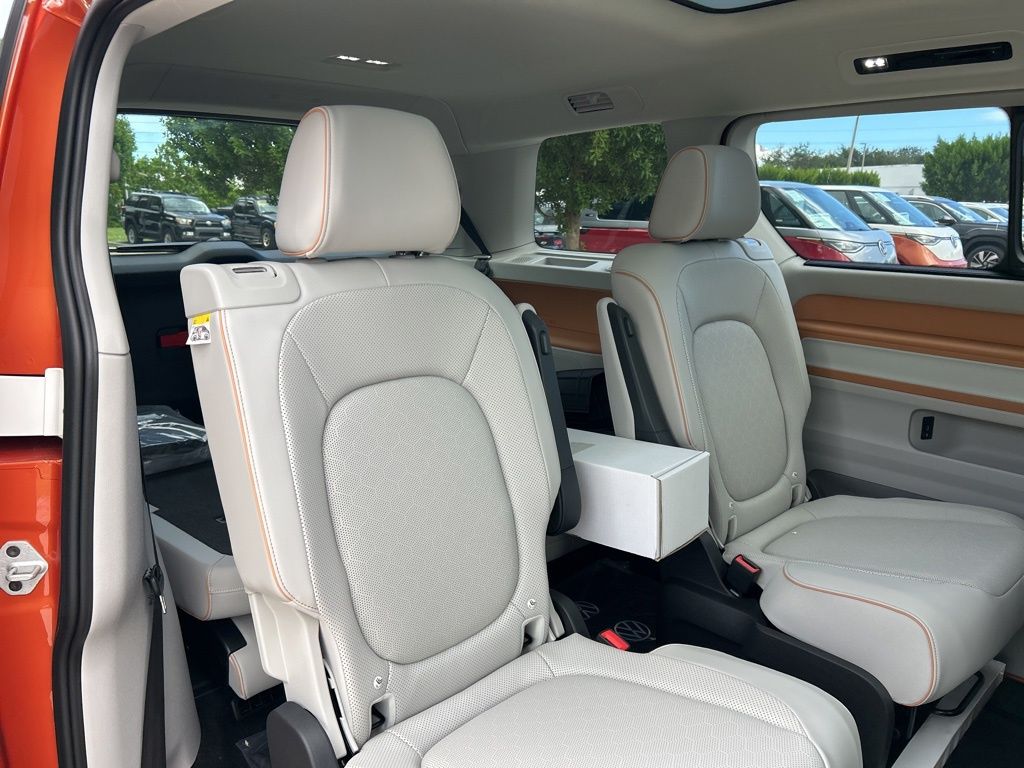 2025 Volkswagen ID. Buzz photo 37