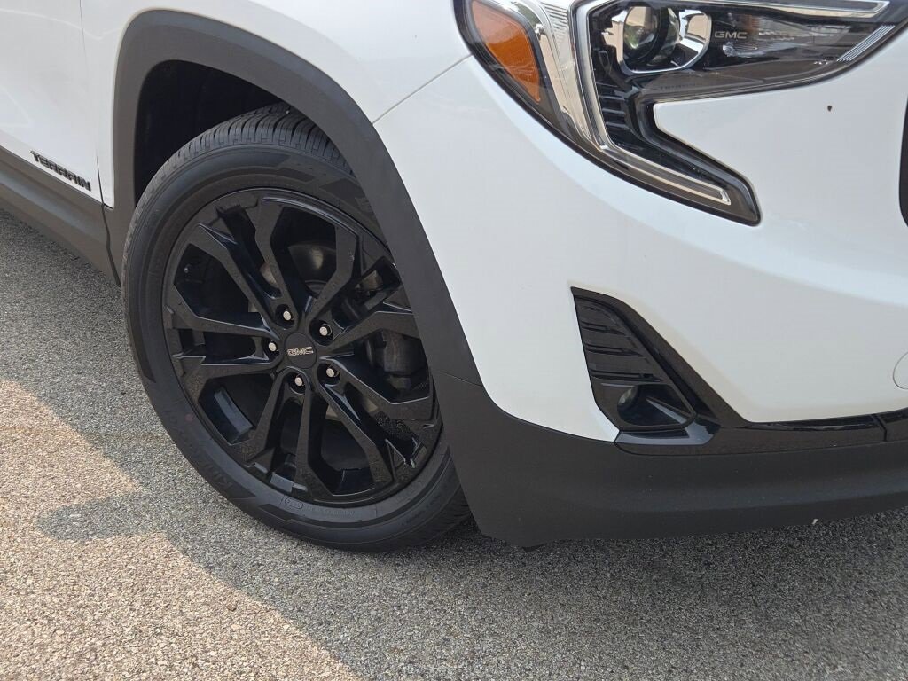 2021 Gmc Terrain SLT Elevation photo 3