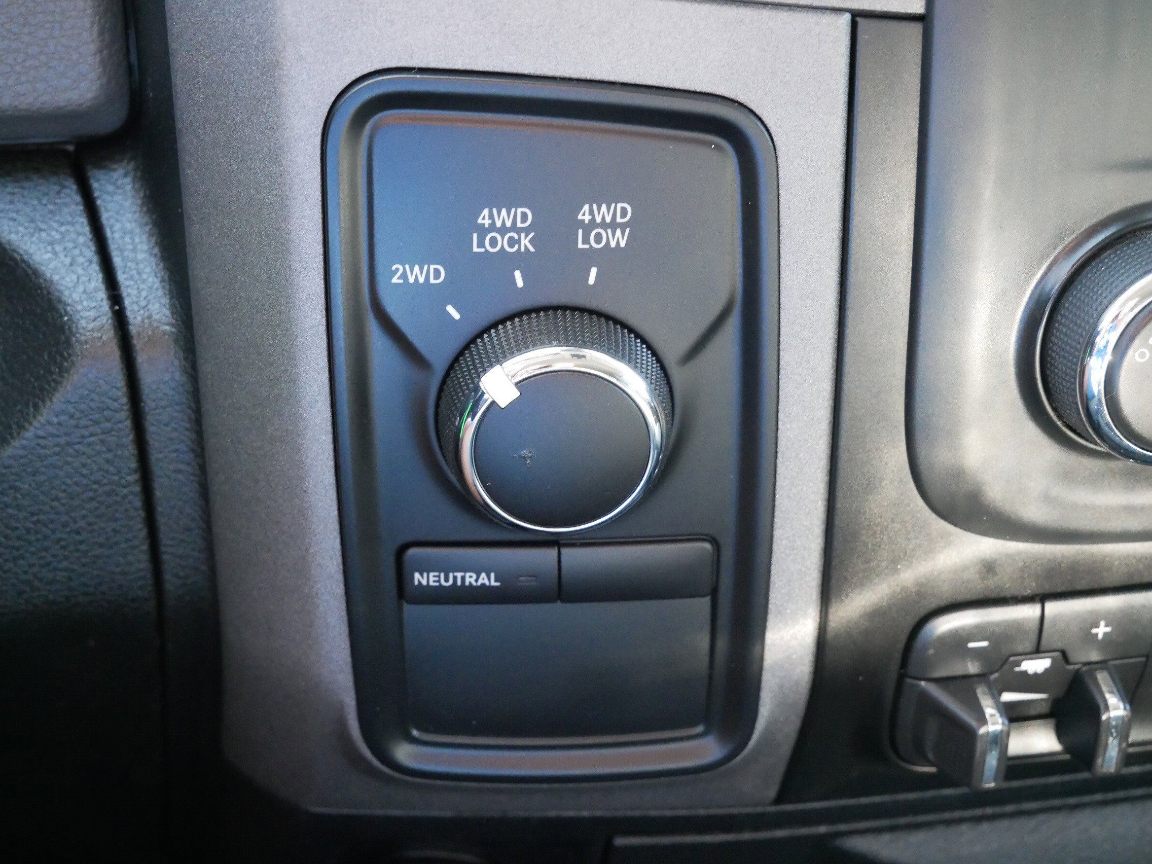 2018 Ram 2500 Tradesman photo 25