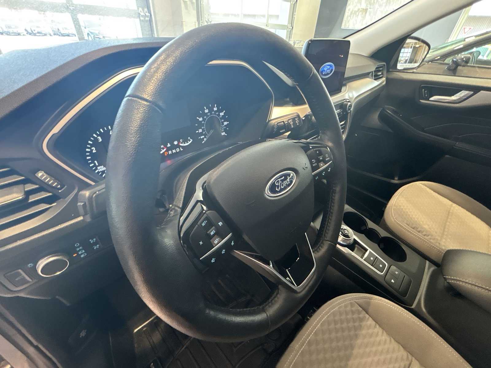 2021 Ford Escape SE photo 9