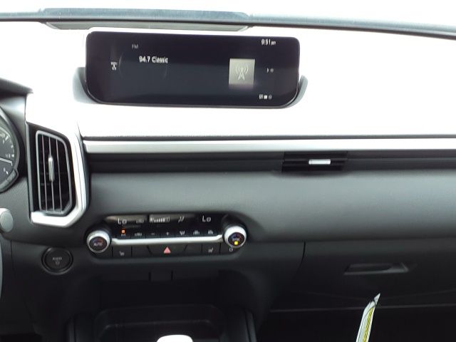 2025 Mazda CX-50 Preferred photo 8