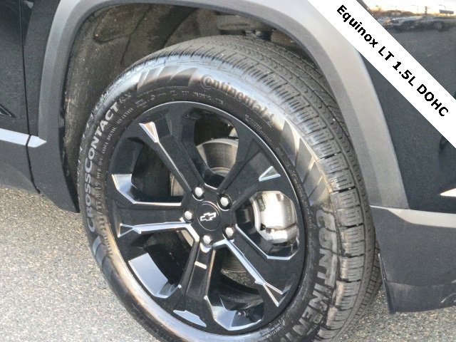 2025 Chevrolet Equinox LT photo 4