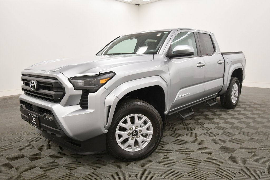 Used 2024 Toyota Tacoma SR5 with VIN 3TMLB5JN4RM069654 for sale in Rochester, Minnesota