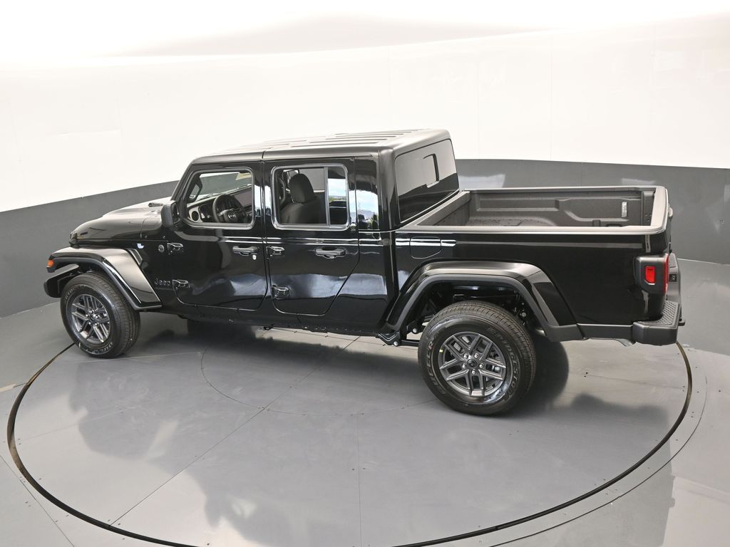 2025 Jeep Gladiator Sport S photo 39