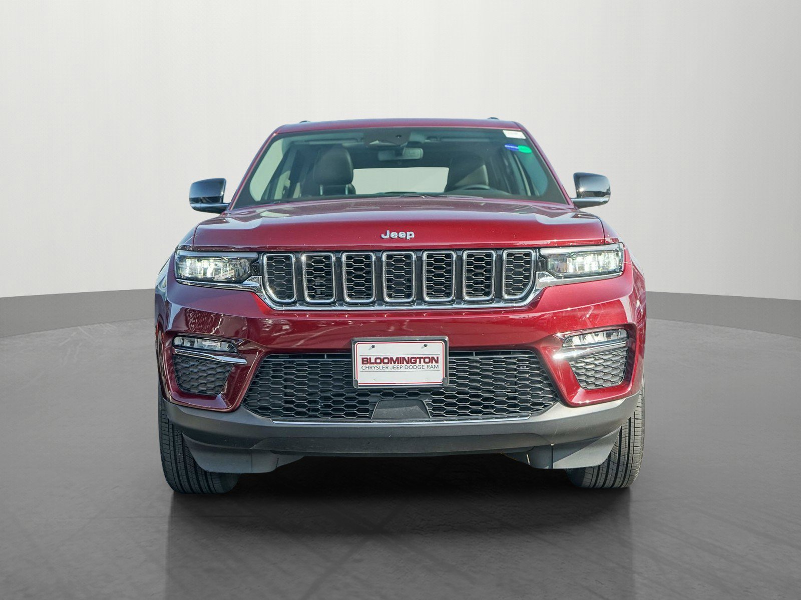 Used 2022 Jeep Grand Cherokee Limited with VIN 1C4RJHBG5N8620333 for sale in Minneapolis, Minnesota