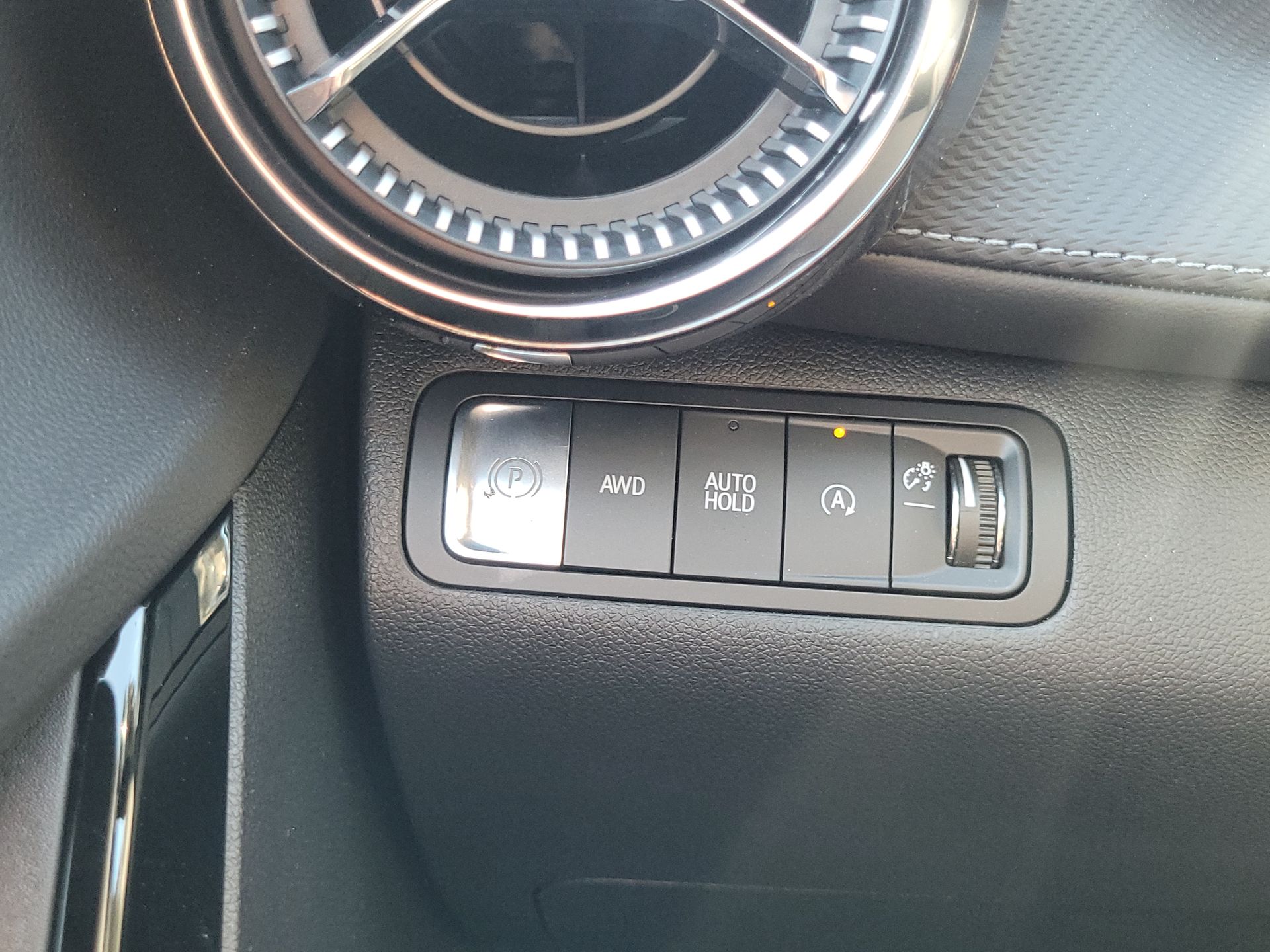 2026 Chevrolet Equinox LT photo 18