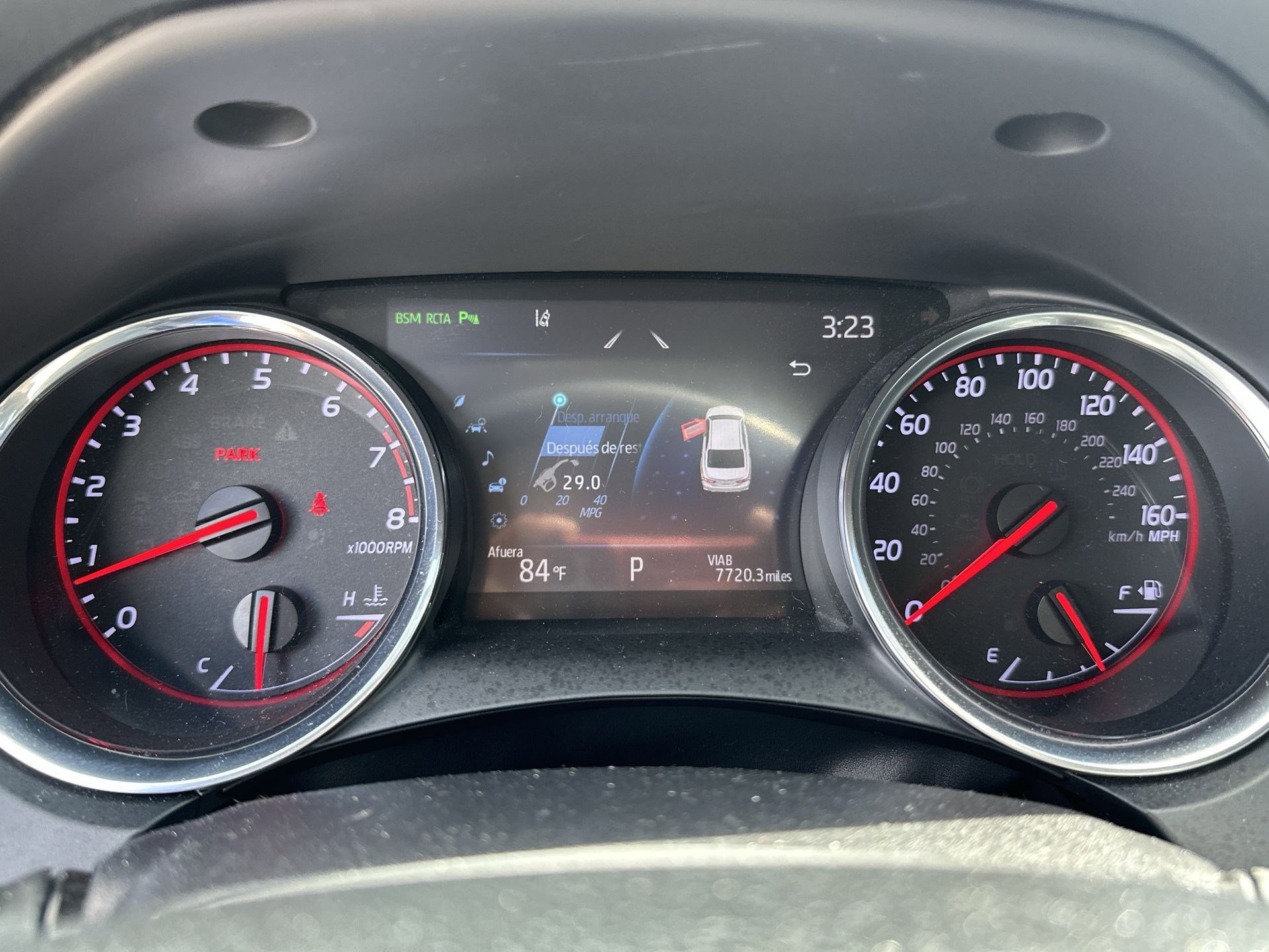 2019 Toyota Camry XSE photo 10
