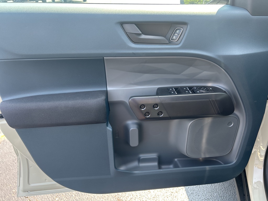 2025 Ford Maverick XL photo 9