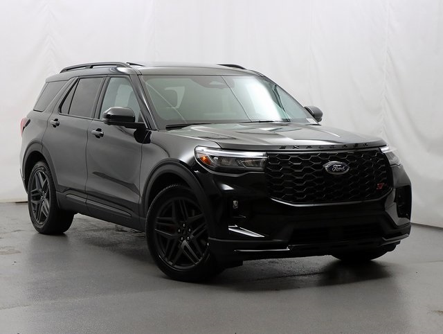 New 2025 Agate Black Metallic Ford ST image 1
