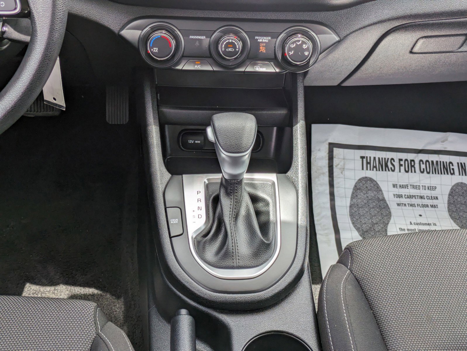 2023 Kia Forte LXS photo 16
