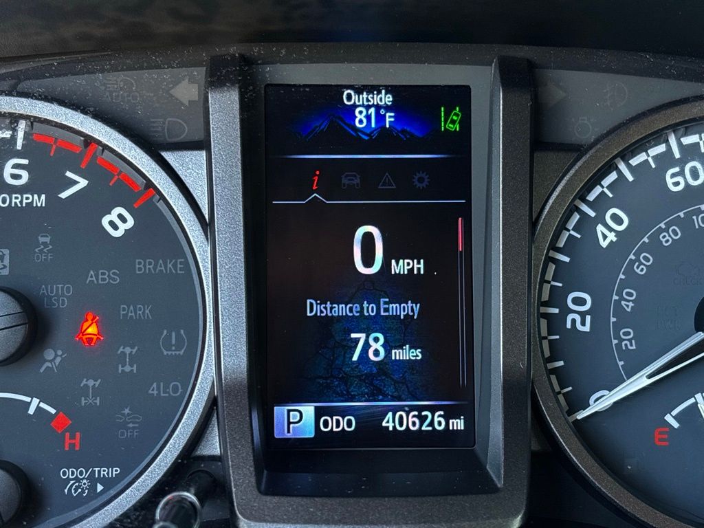 2022 Toyota Tacoma TRD Sport V6 photo 14