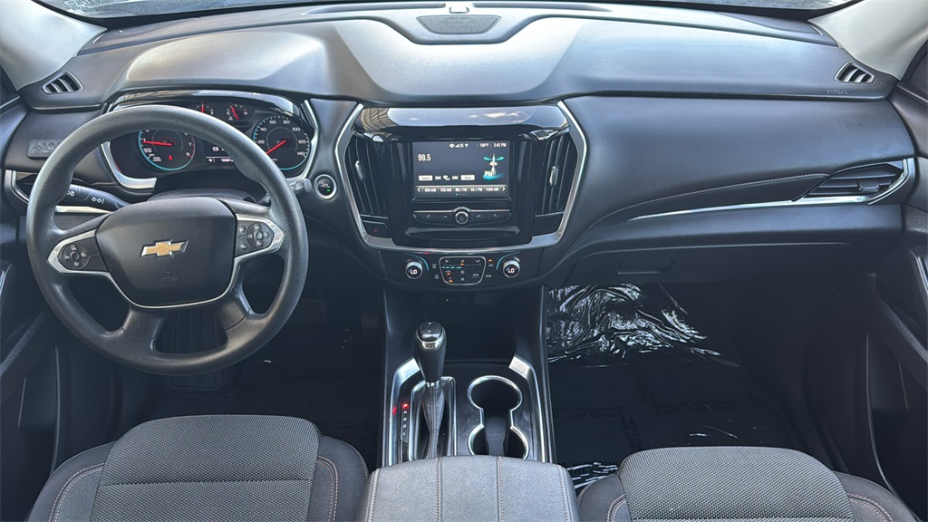 2018 Chevrolet Traverse LS photo 9