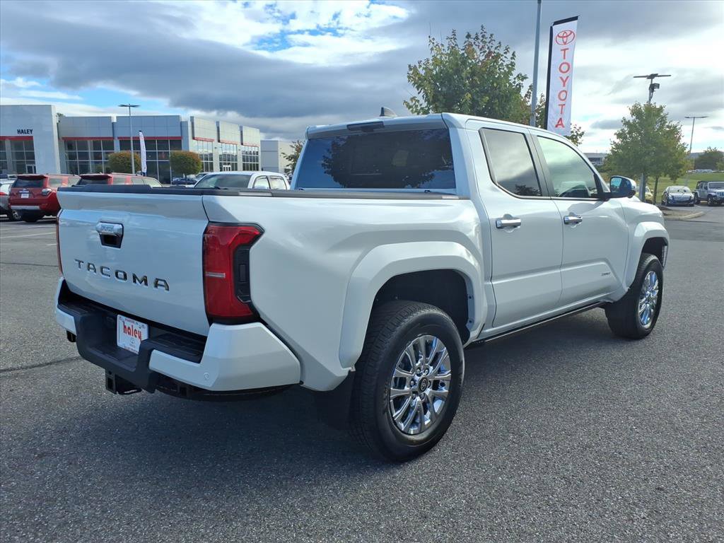 2025 Toyota Tacoma Limited photo 4