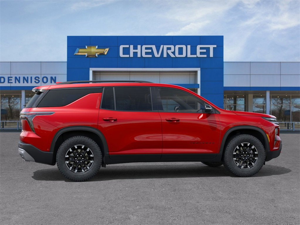 2026 Chevrolet Traverse Z71 photo 3