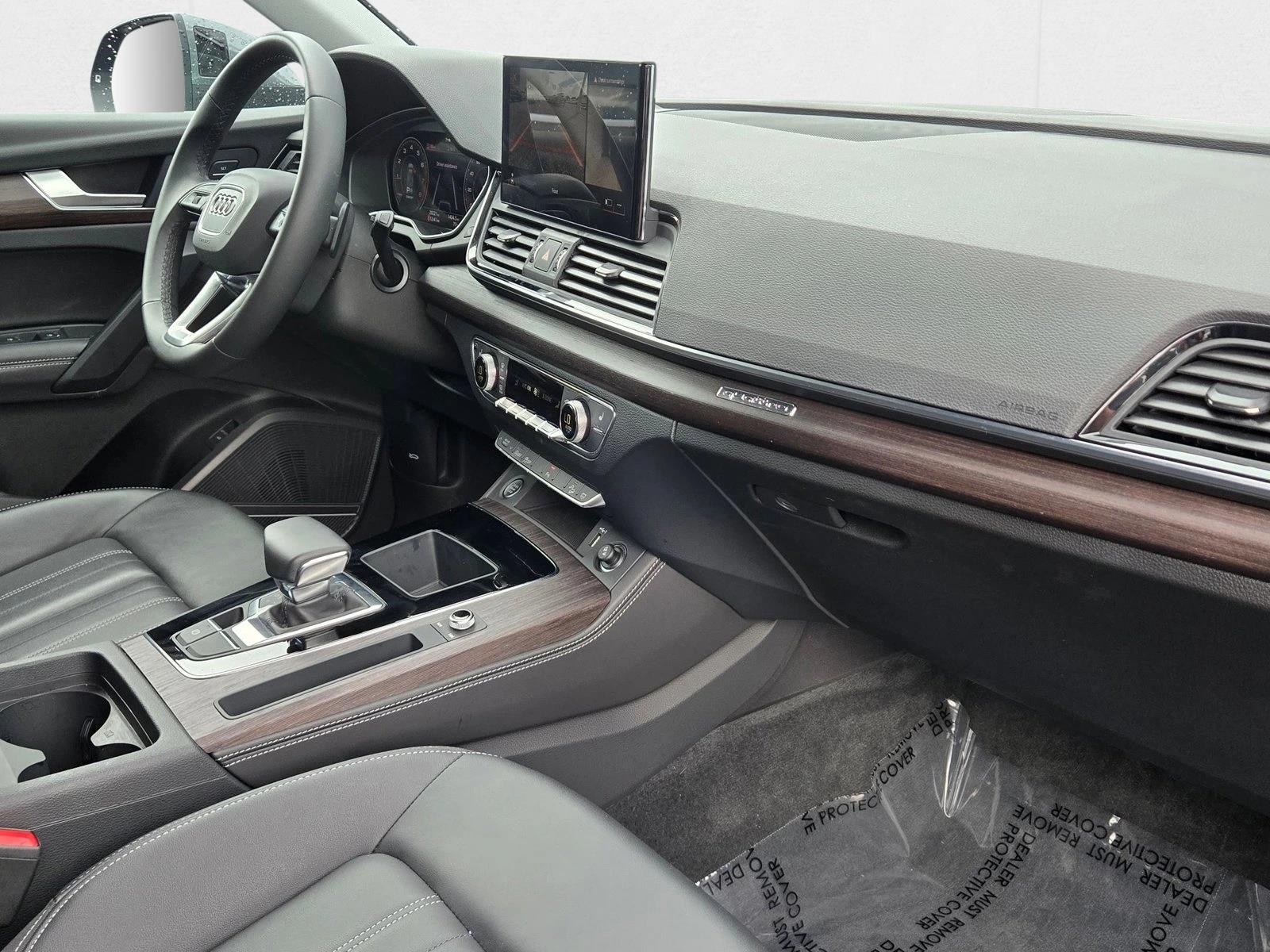 2023 Audi Q5 S line Premium Plus 45 TFSI photo 17