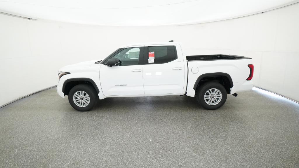 2026 Toyota Tundra SR5 CrewMax photo 9