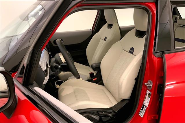 2025 Mini Cooper S Hardtop photo 13