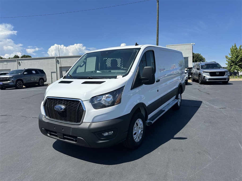 2023 Ford Transit photo 3
