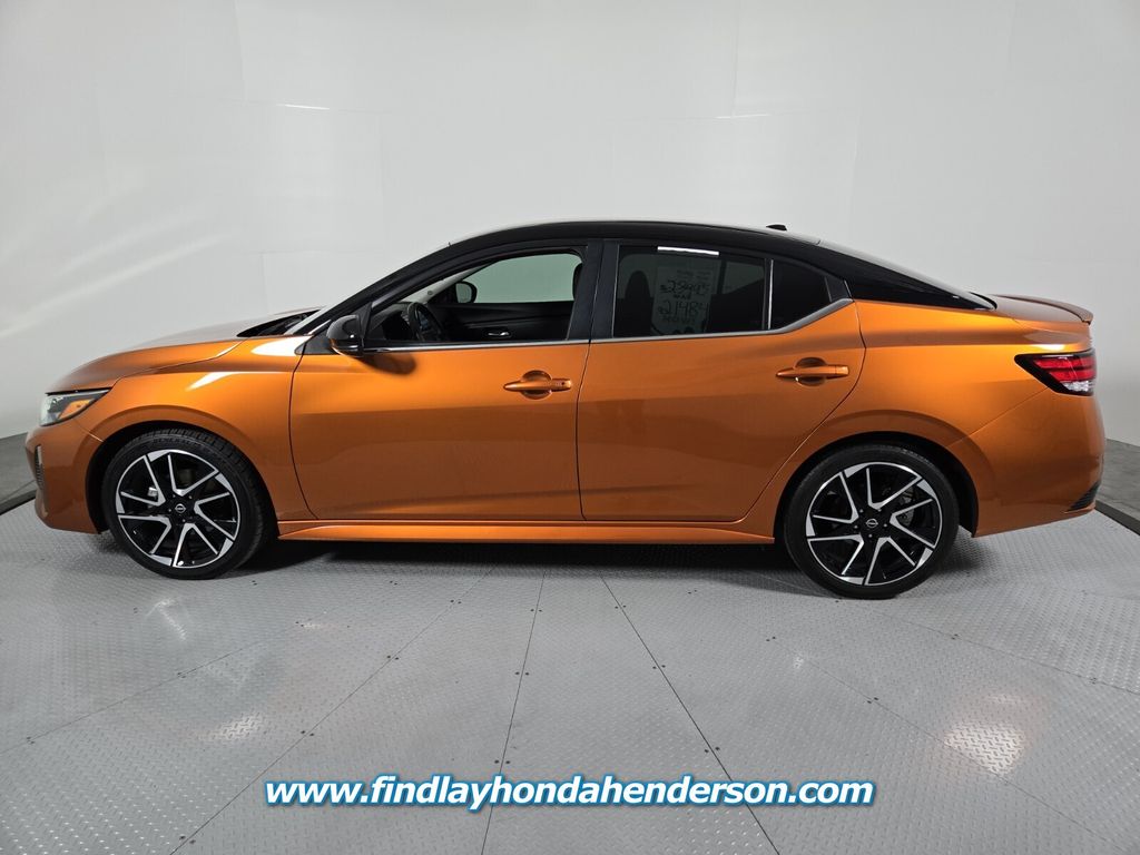 2024 Nissan Sentra SR photo 4