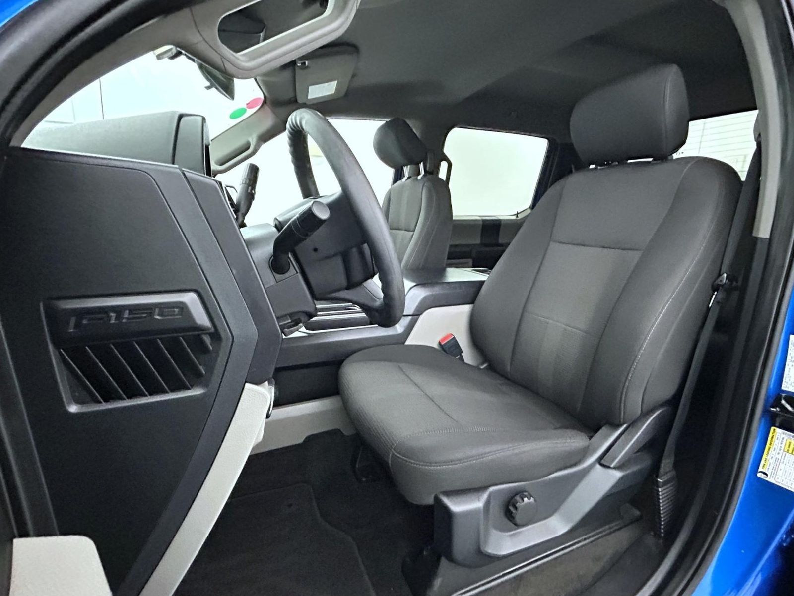 2020 Ford F-150 XL photo 9