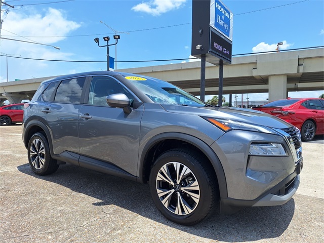 2023 Nissan Rogue SV photo 3