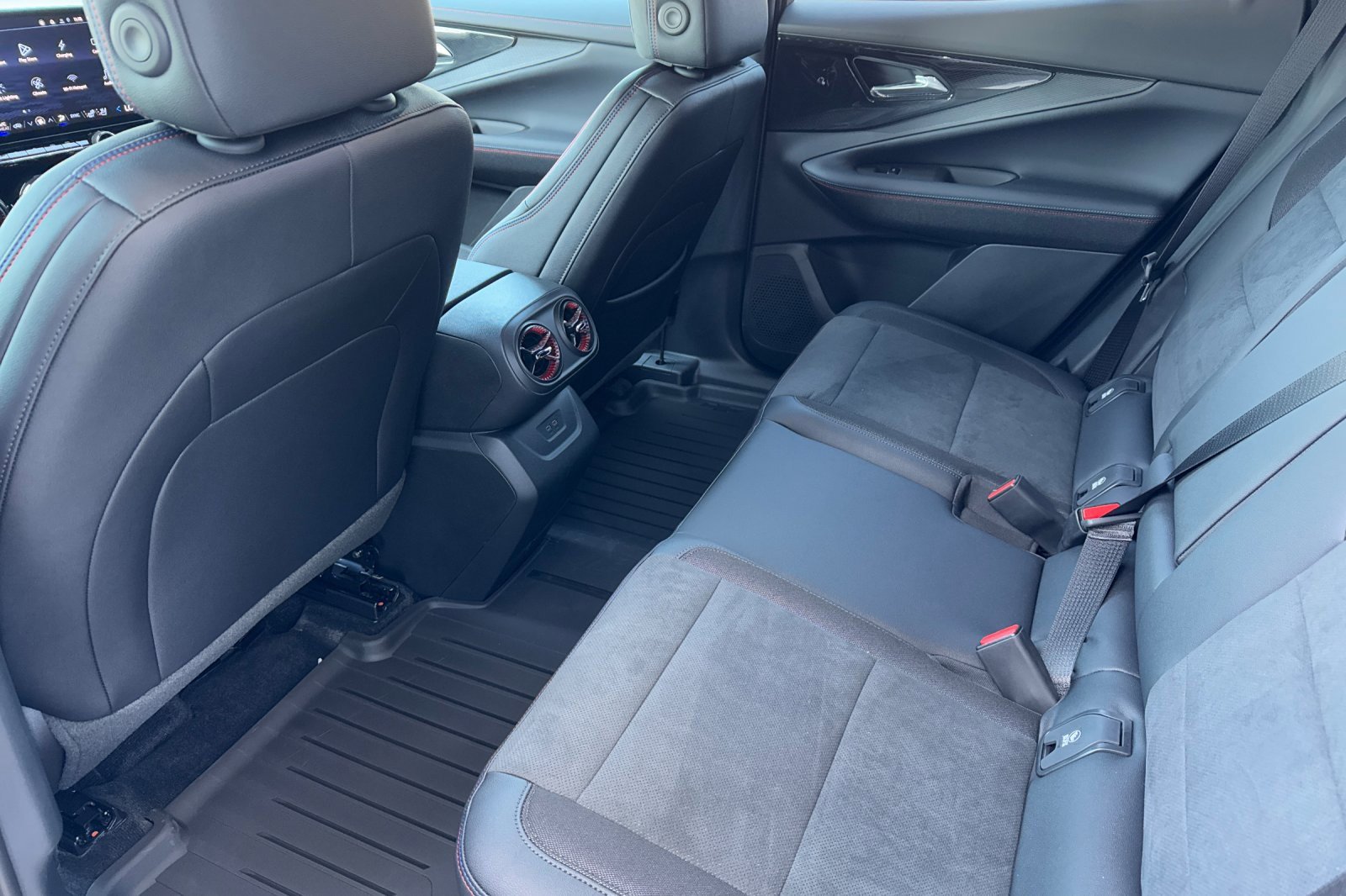 2025 Chevrolet Blazer EV RS photo 12