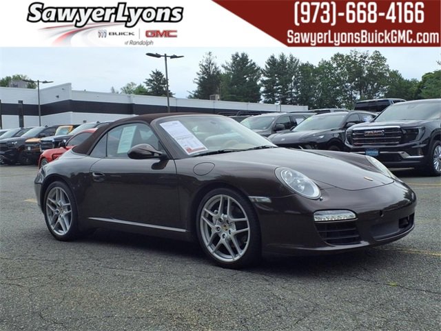 Used 2011  Porsche Carrera image 1