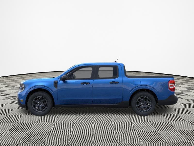 2025 Ford Maverick XLT photo 2