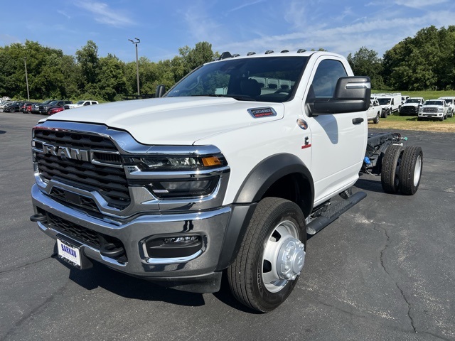 2025 Ram 5500 photo 11
