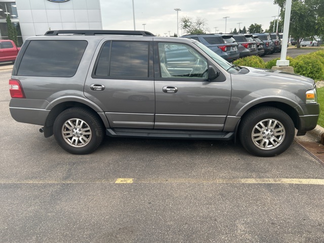 Used 2011 Ford Expedition XLT with VIN 1FMJU1J54BEF57438 for sale in Apple Valley, Minnesota