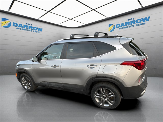 2023 Kia Seltos S photo 2