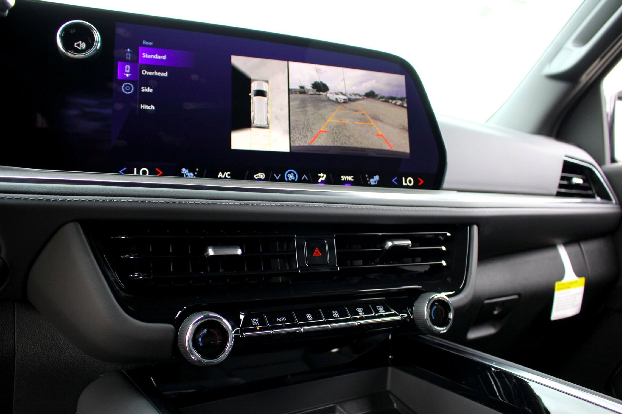 2025 Chevrolet Tahoe Z71 photo 9