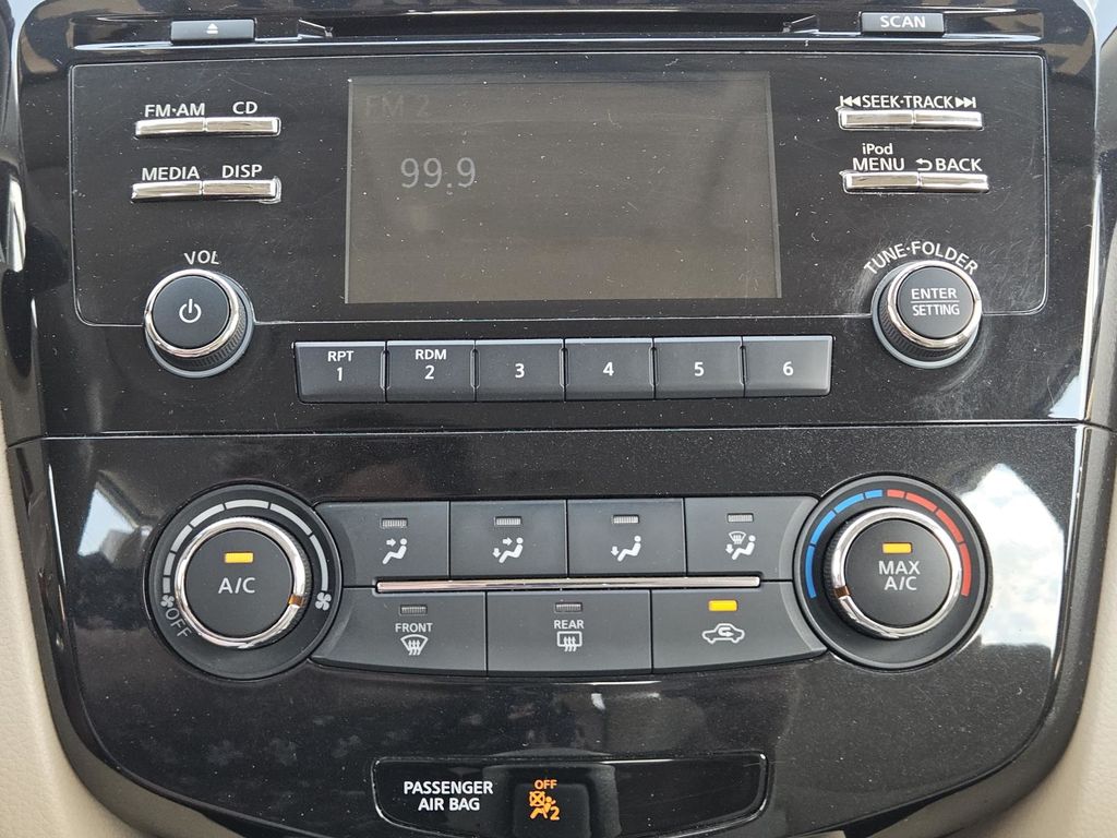 2014 Nissan Rogue S photo 8