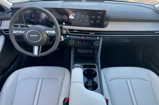 2026 Hyundai Sonata Hybrid Blue photo 13