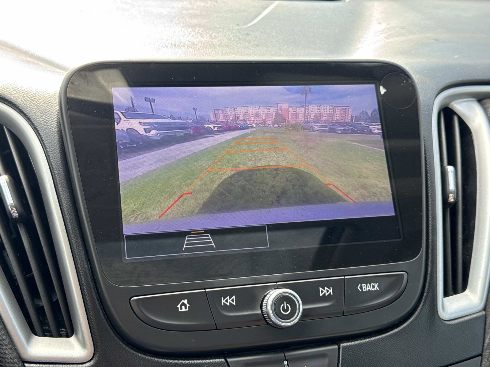 2023 Chevrolet Malibu 1LT photo 24
