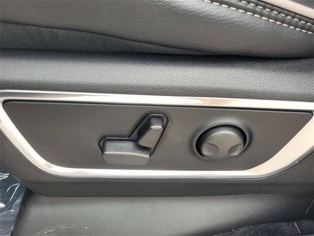 2026 Ram 1500 Laramie photo 2