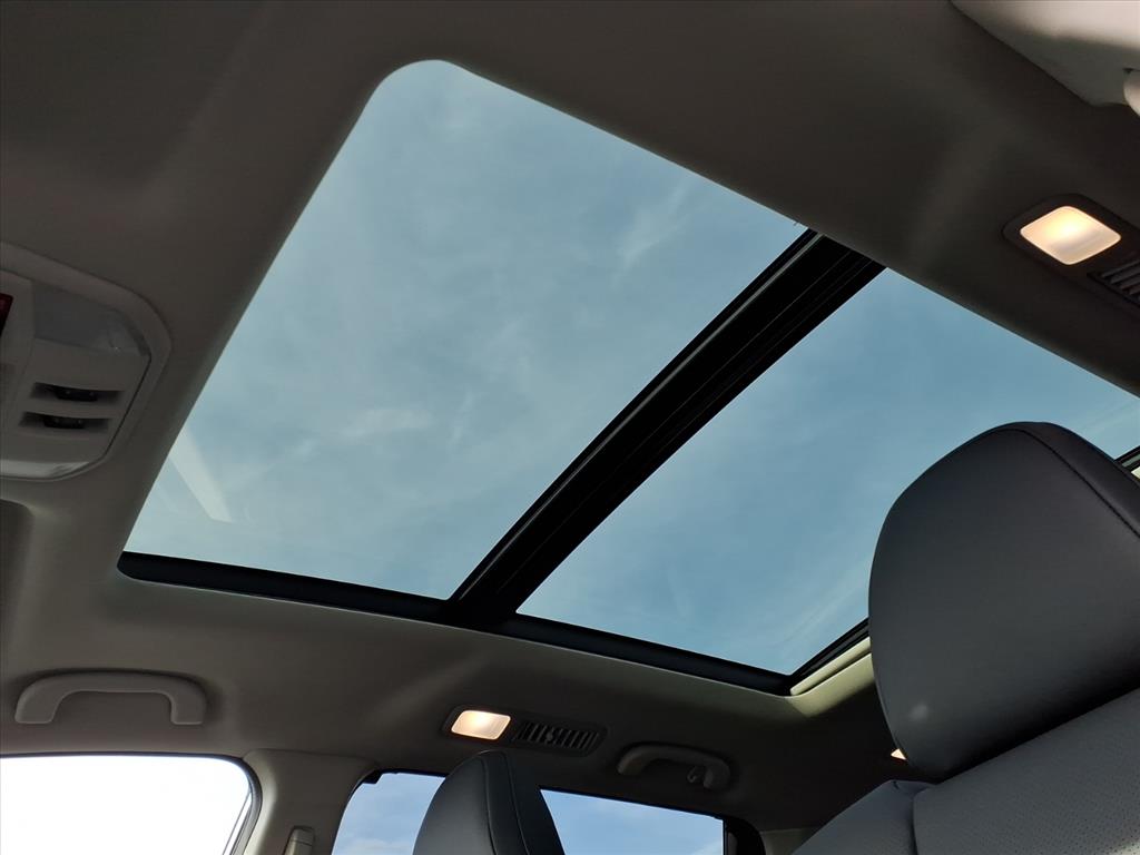 2026 Subaru Ascent Touring photo 4