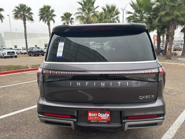 2025 Infiniti QX80 Luxe photo 5