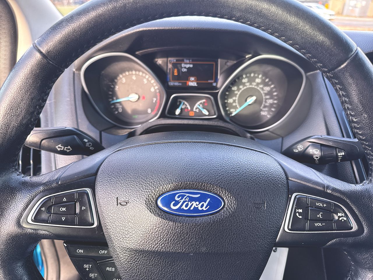 2016 Ford Focus SE photo 3