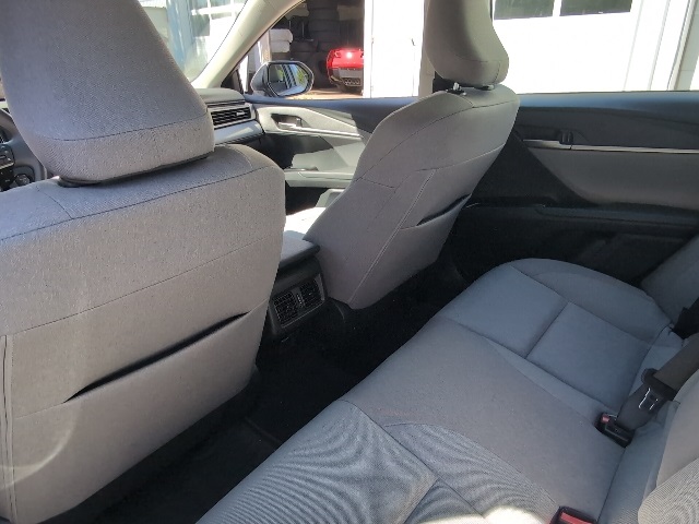 2025 Toyota Camry LE photo 33