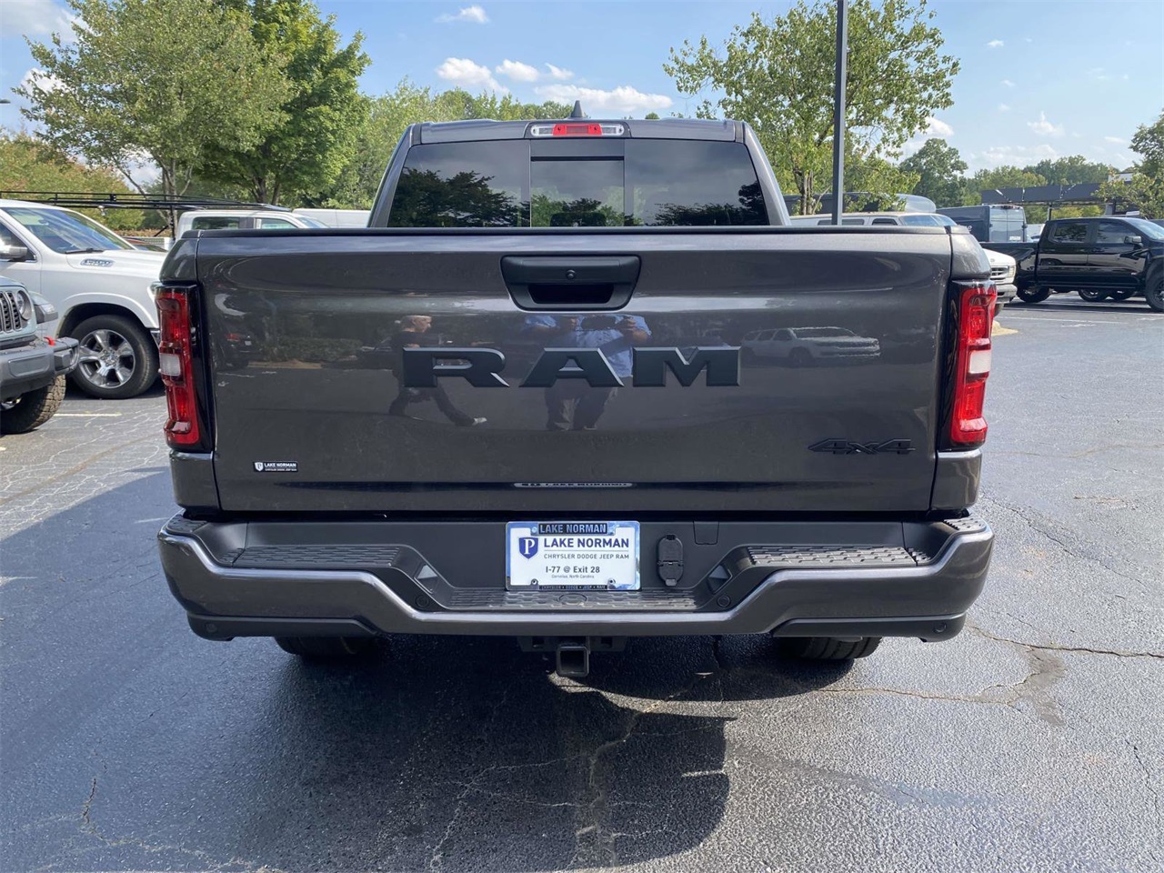 2025 Ram 1500 Tradesman photo 7