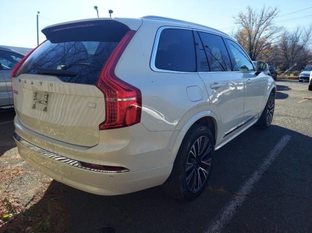 2024 Volvo XC90 Recharge T8 Plus photo 2