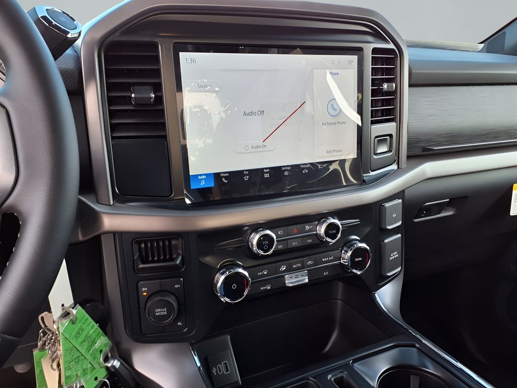 2025 Ford F-150 XLT photo 19